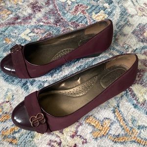BANDOLINO dark purple heels, Super comfortable! Wear once basically NEW